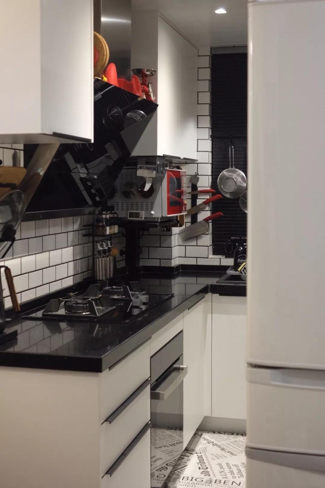 厨房台面什么颜色耐用好看,厨房台面哪种材料最耐脏