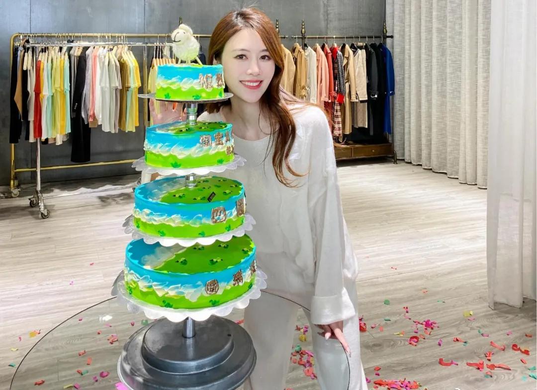 淘宝主播烈儿怎么不直播了,淘宝主播烈儿换助理了吗