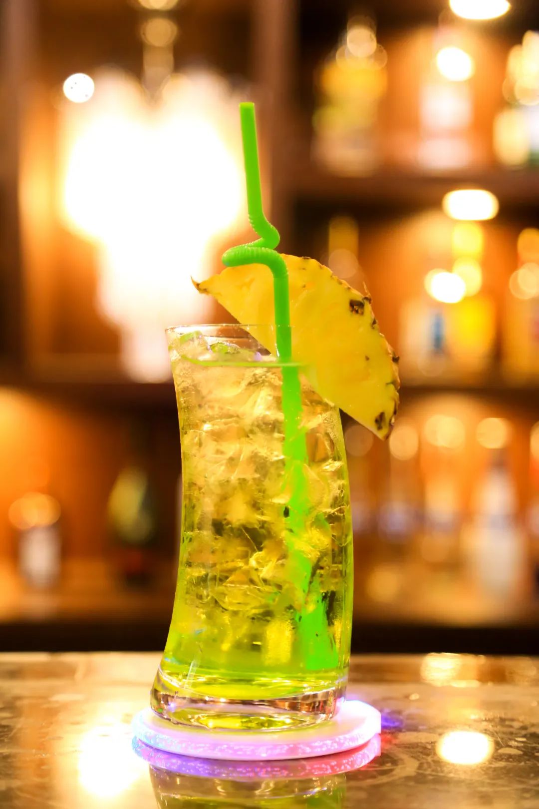 酒吧调酒酒杯清单,去酒吧不知道喝什么该怎么说