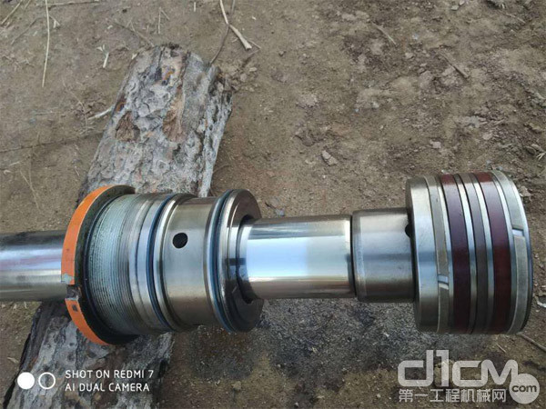 「BOSS团修车」日立ZAX60-5下大臂卡顿？可能是这里出了问题