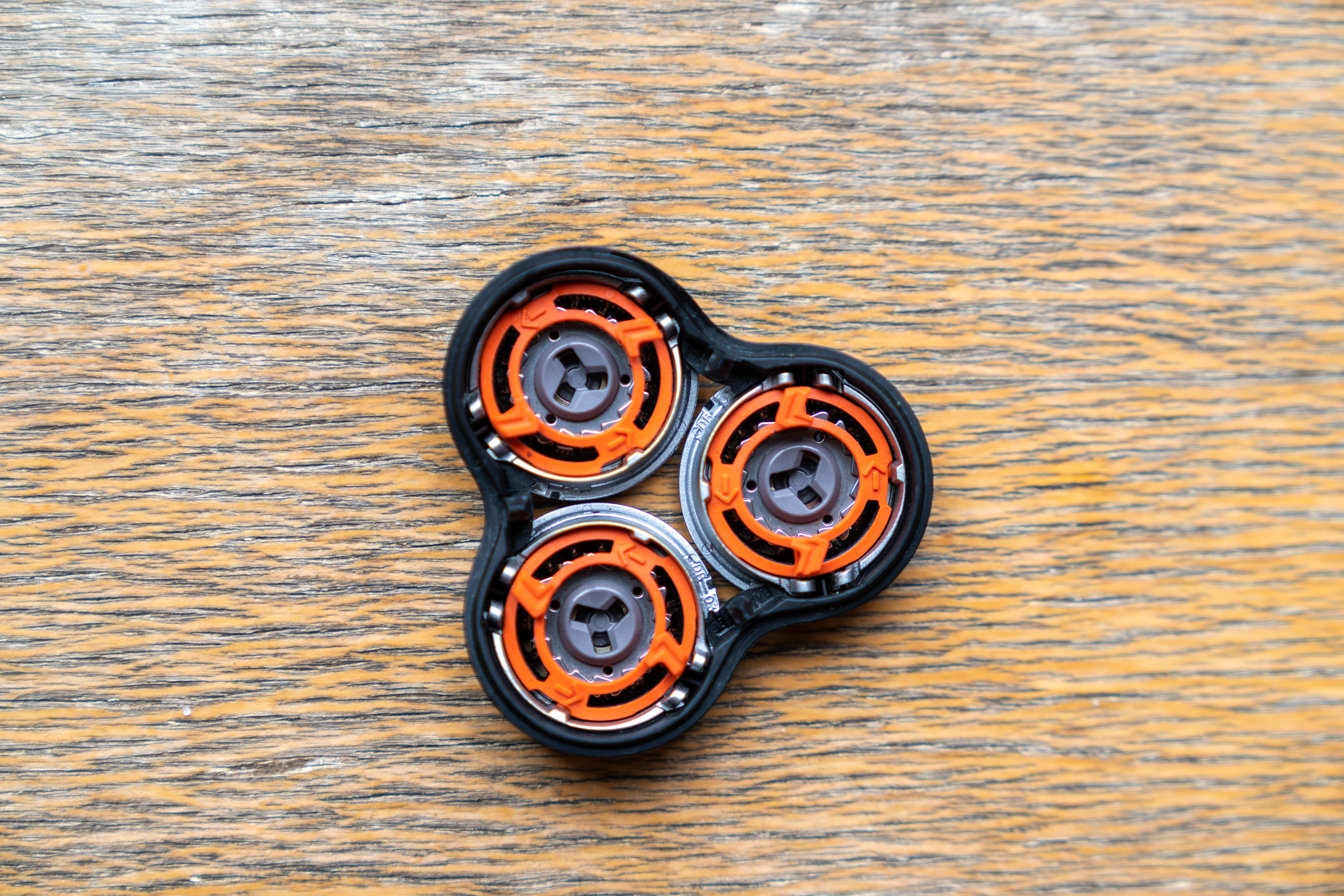 飞利浦s7837剃须刀真实评测,飞利浦剃须刀s9731二手翻新