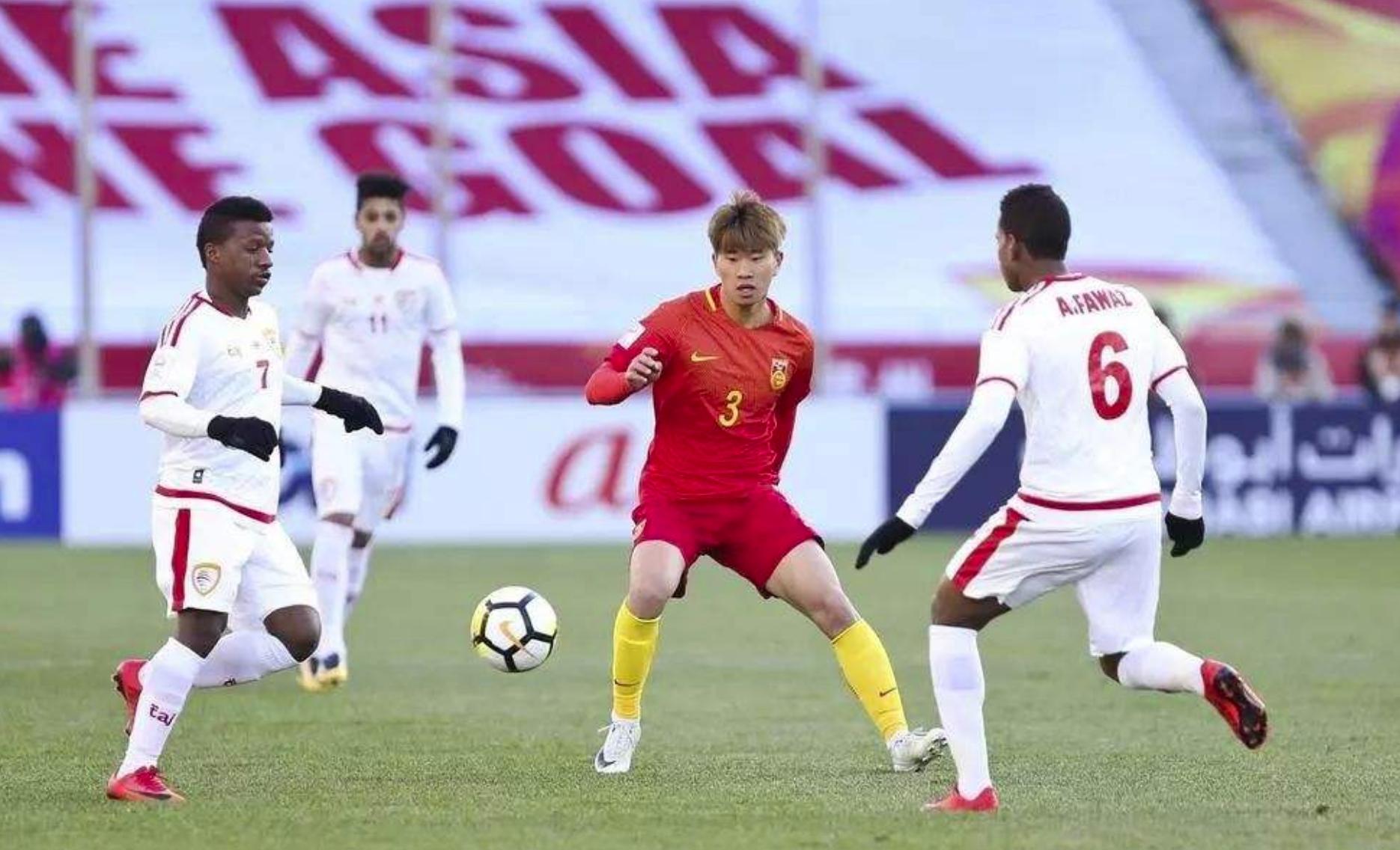 从国足希望之星到中甲保级球队踢不上球，4年来李晓明经历了什么