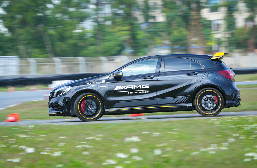 AMG驾驶学院珠海站，来自“忠实铁粉”的七千字心得报告