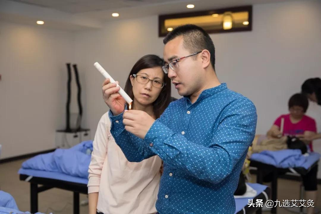 艾灸关元时配什么引火下行的穴位,艾灸上火如何引火下行