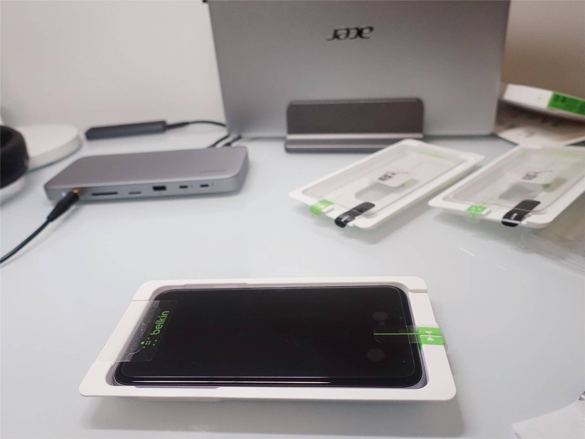 给手机贴好一张Belkin钢化膜需不需要“祖传贴膜手艺”？