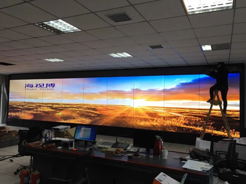 液晶屏拼接是如何拼接的,拼接显示屏操作教程