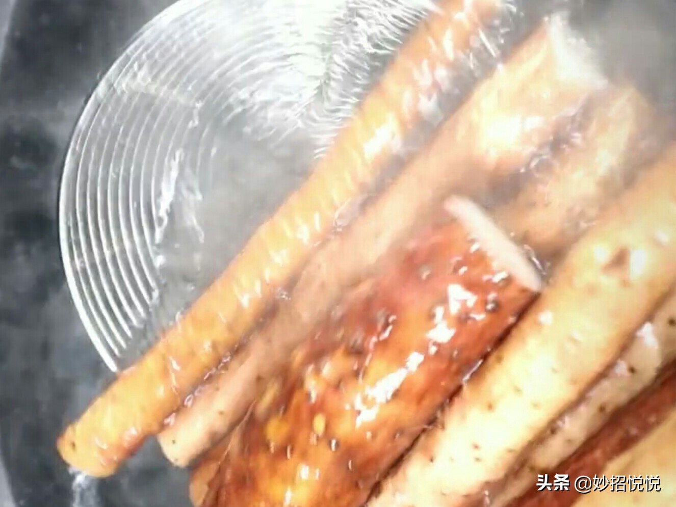 山药削皮又粘又痒怎么办?教你正确削皮妙招,不粘不发黑不痒的秘密