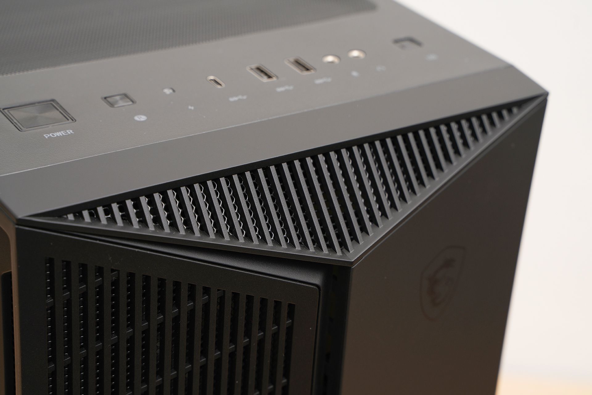 微星宙斯盾z5值不值得买,微星宙斯盾z5支持风扇