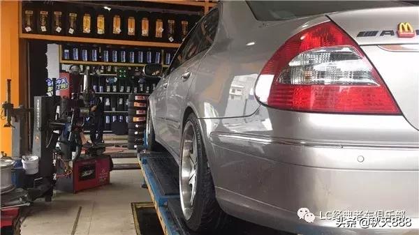 雪中的奔驰w211,向经典致敬奔驰w211