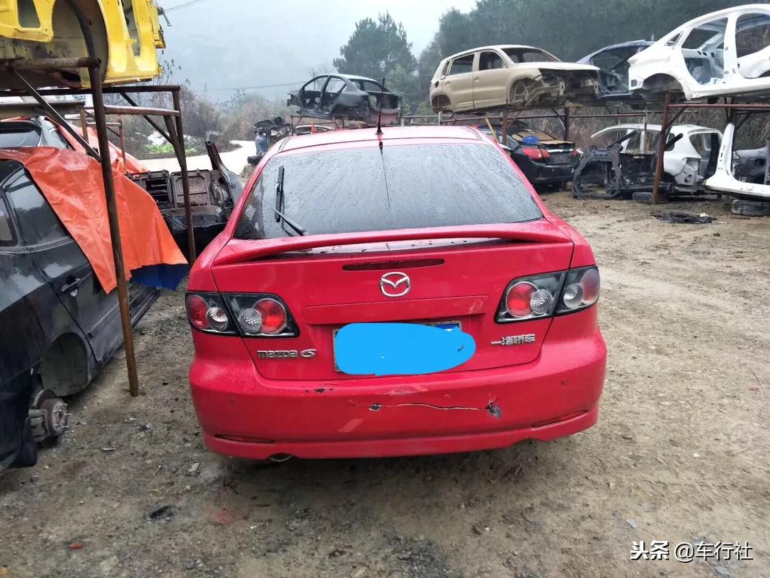 汽配人的一天(164)大泥鳅日系异类马自达6,3台事故拆车