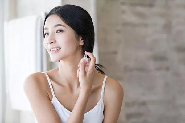 38妇女节给女朋友妈妈的祝福语,38妇女节给女朋友礼物