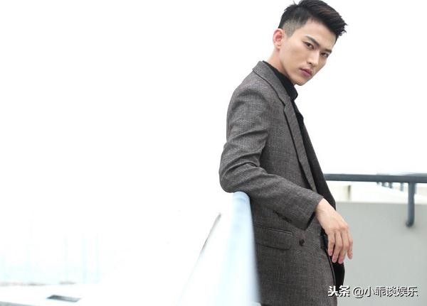 我与你的光年距离1男主角,我与你的光年距离男反派