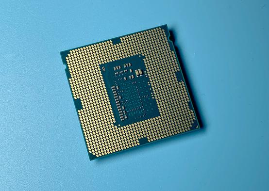 【有趣】第17期：传说中的罕见“错版”i7上手体验