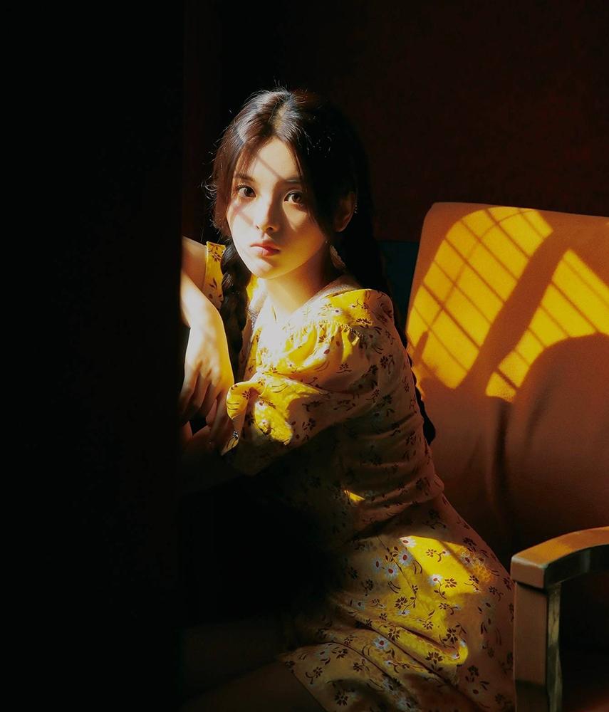 可爱显脸小披发发型,显脸小披发发型女2020流行发型