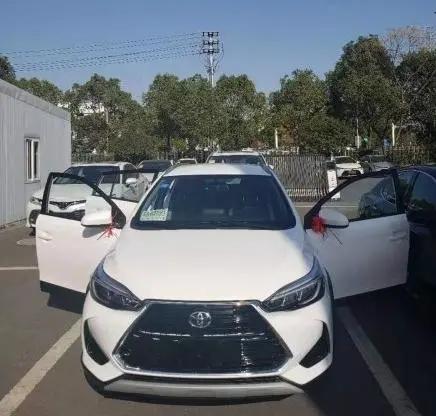 越来越多人买微型车,越来越多人买suv还是轿车