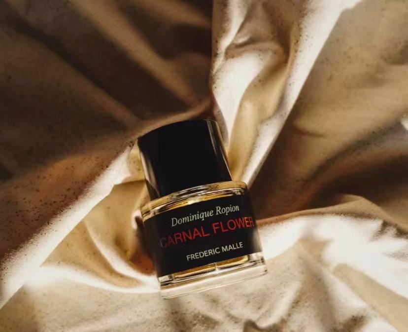 留香久不烂大街的香水,持久度非常好的一款香水