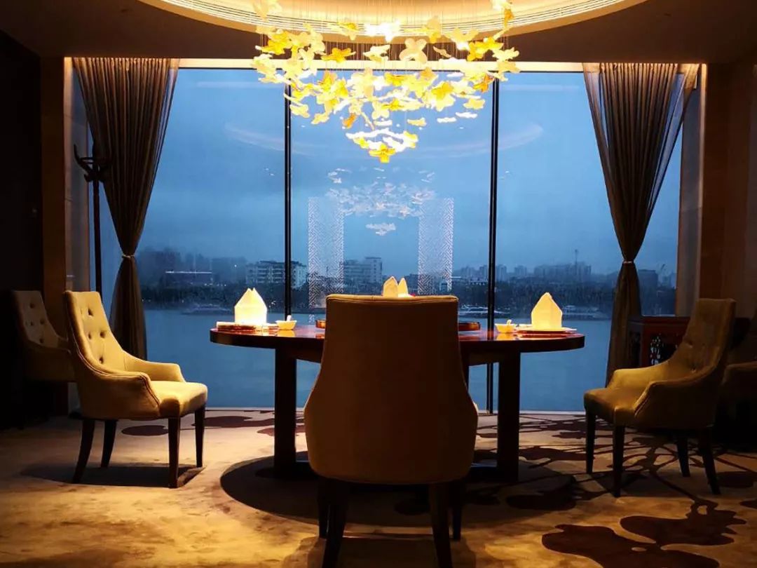 作为一个人资深吃货怎么办,作为吃货的时候该怎么办