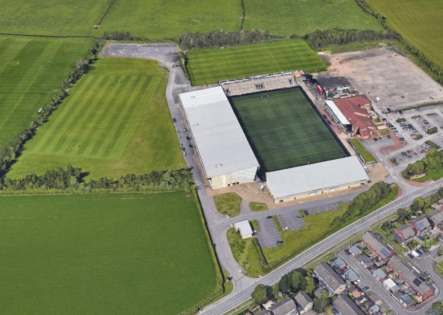 是时候介绍看一下英格兰的橄榄球场了，至少能达到英乙水准