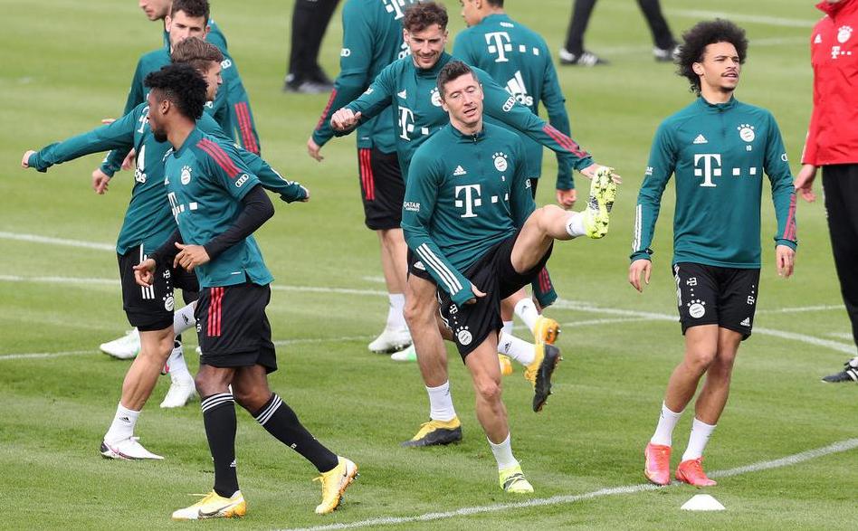 莱万多夫斯基，穿新款PUMA！彪马发力，连签内马尔、苏亚雷斯