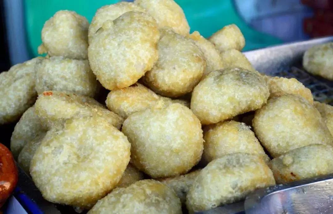 天津特色小吃被称为津门三绝 (天津风味小吃中的三绝之一)