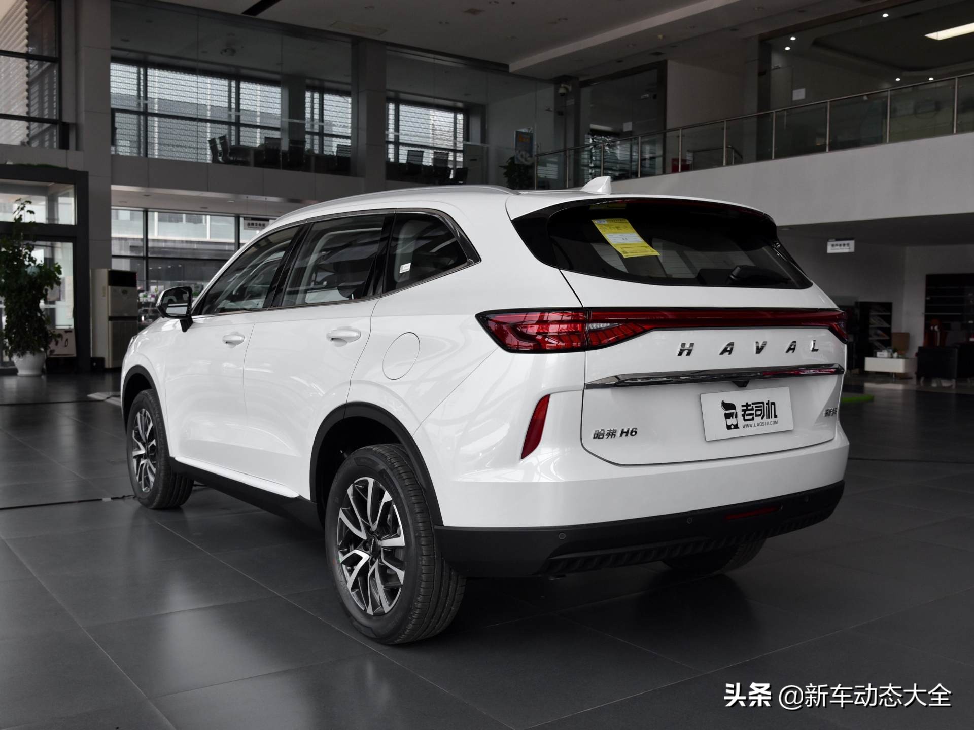 油耗6.6L的增压动力，空间加长，实惠销冠SUV，带你看哈弗H6