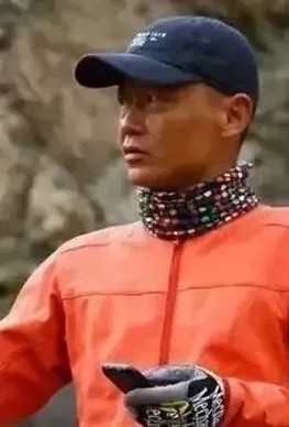 徒步穿越新疆博格达峰,新疆最凶险穿越戈壁路线