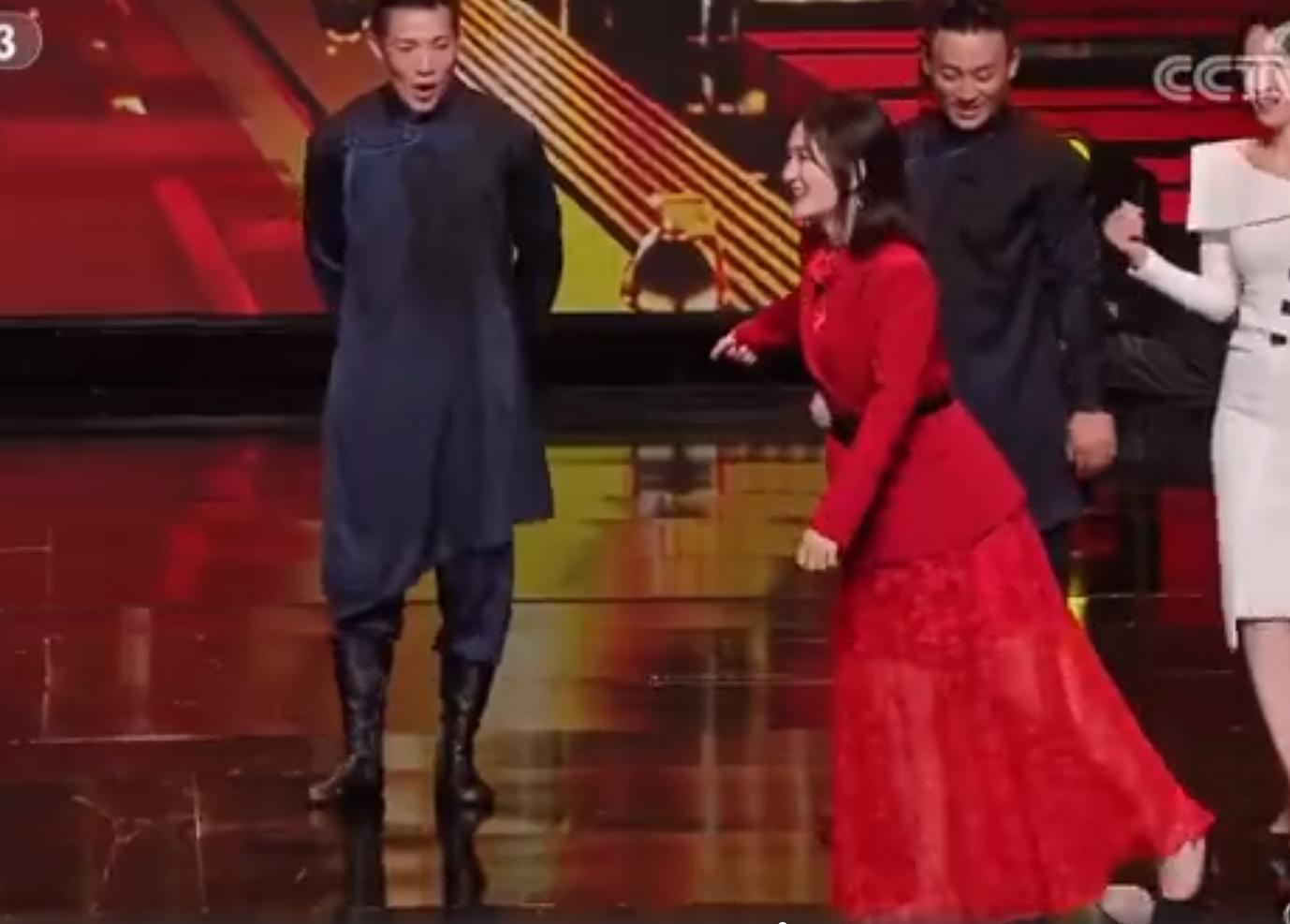 寮犳澃杈熻埃鍑鸿建,寮犳澃琚垎鍑鸿建