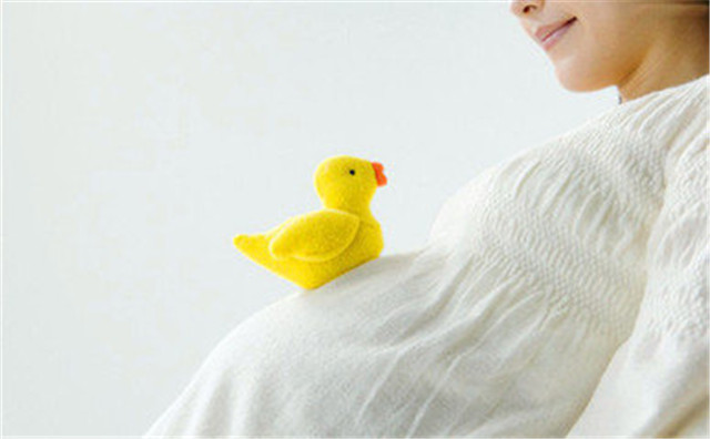 高龄产妇忍痛做人流,孕检必须要详细,别冒任何危险