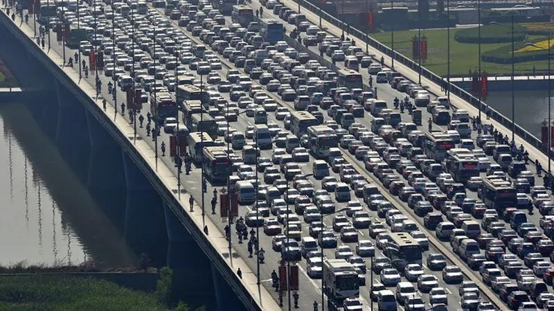 为什么4s保养维修工建议你换东西,做保养的时候发动机清洗有必要吗