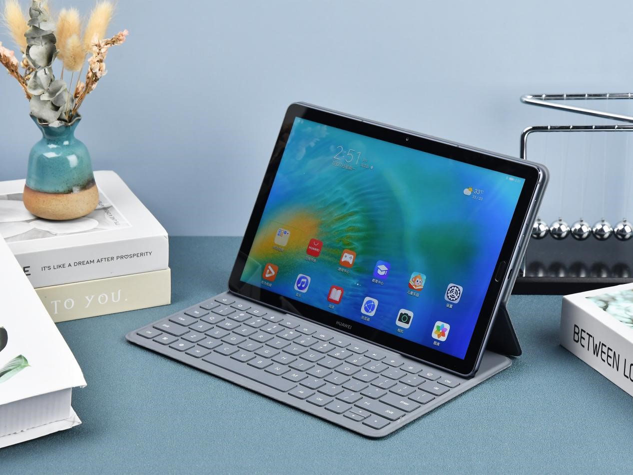 华为matepadpro13.2与苹果ipadair5对比,华为平板和苹果ipad哪个适合学习