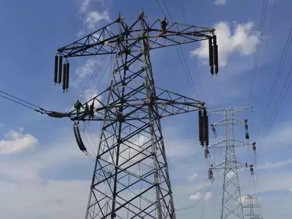 我国输电线路最高电压等级是多少,特高压输电的电压等级是多少