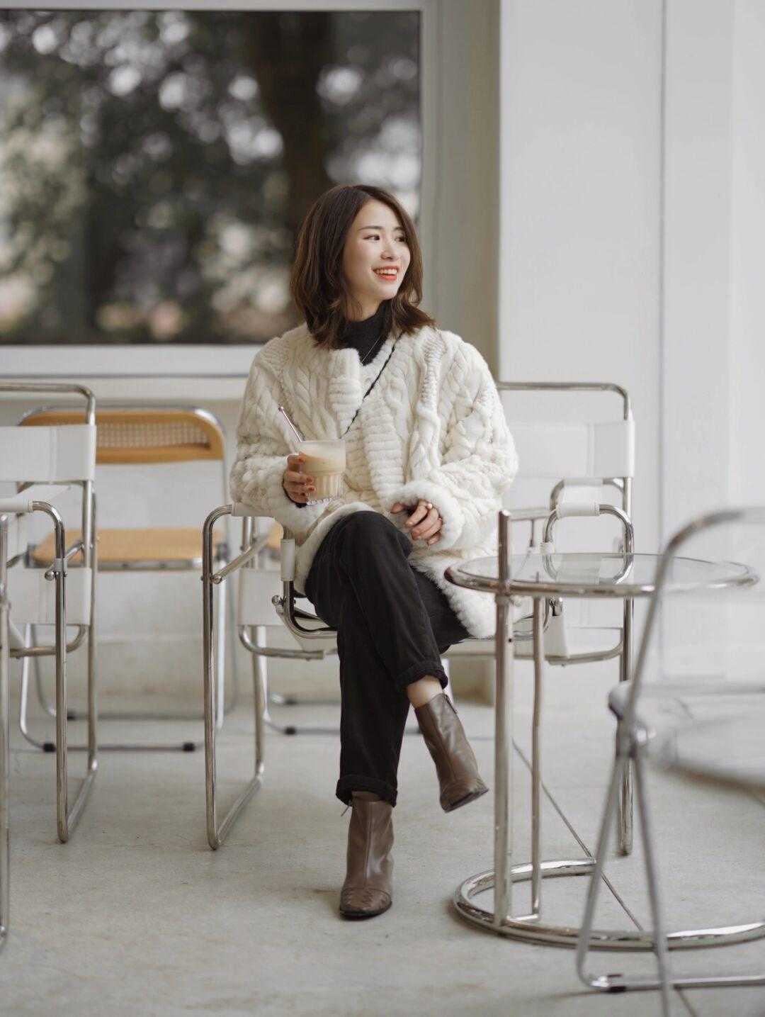 羽绒服加绒裤有哪些穿搭要点,冬季毛呢裤怎么搭配羽绒服