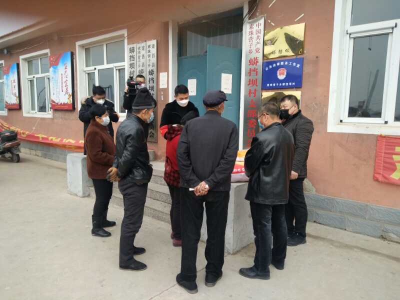 蟒挡坝村：备战春耕提供种子化肥送门服务