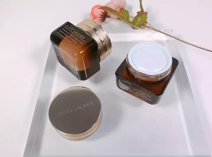 对眼纹有效果的眼霜推荐女生,年纪轻轻眼睛周围长细纹