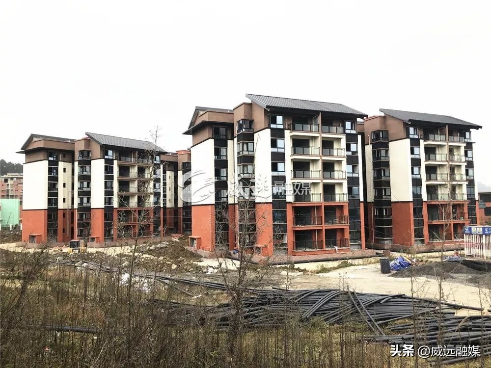 瓒宠鍩哄湴,瑙勬ā澶х殑鎷撳睍璁粌鍩哄湴