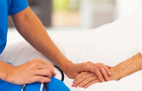 阿司匹林导致胃溃疡怎么办,阿司匹林伤胃可换氯吡格雷吗