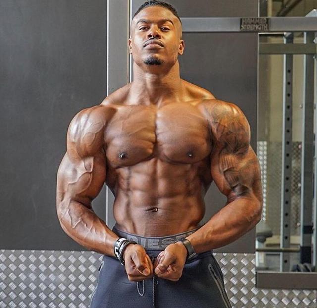 各种胸肌的正确锻炼方法图解,不知道怎么练胸肌