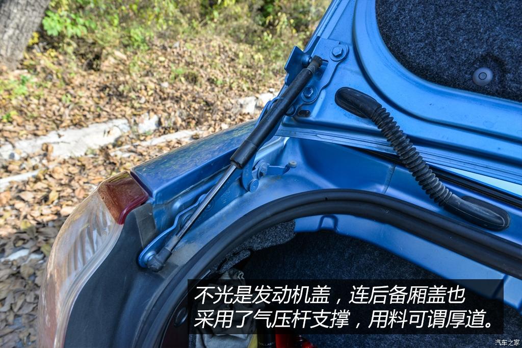 萨博9-3试车,最新款萨博93