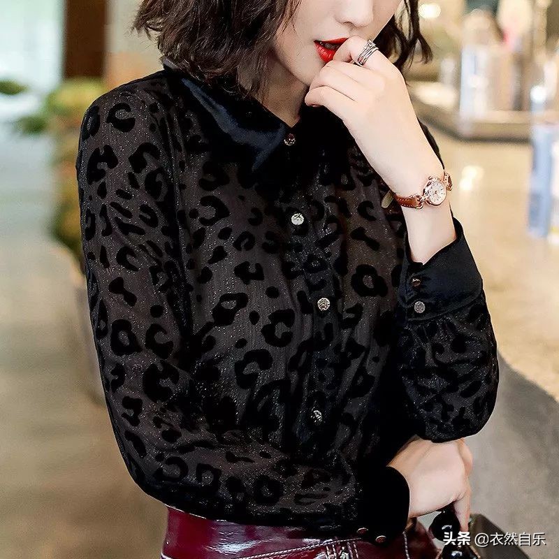 女人再丑秋冬也要有一件卫衣,女人再美不过也只是一件衣服