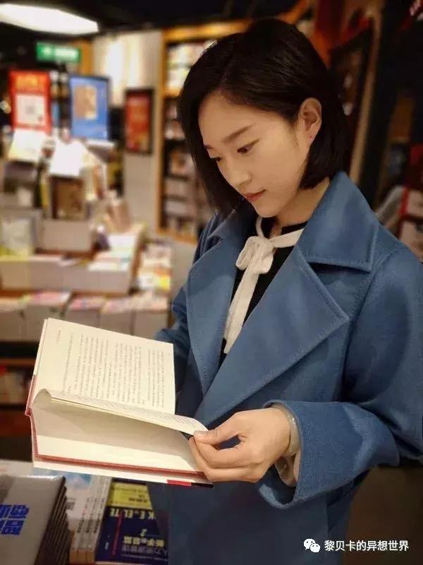 她们说穿过最满意的一件大衣，是这件！