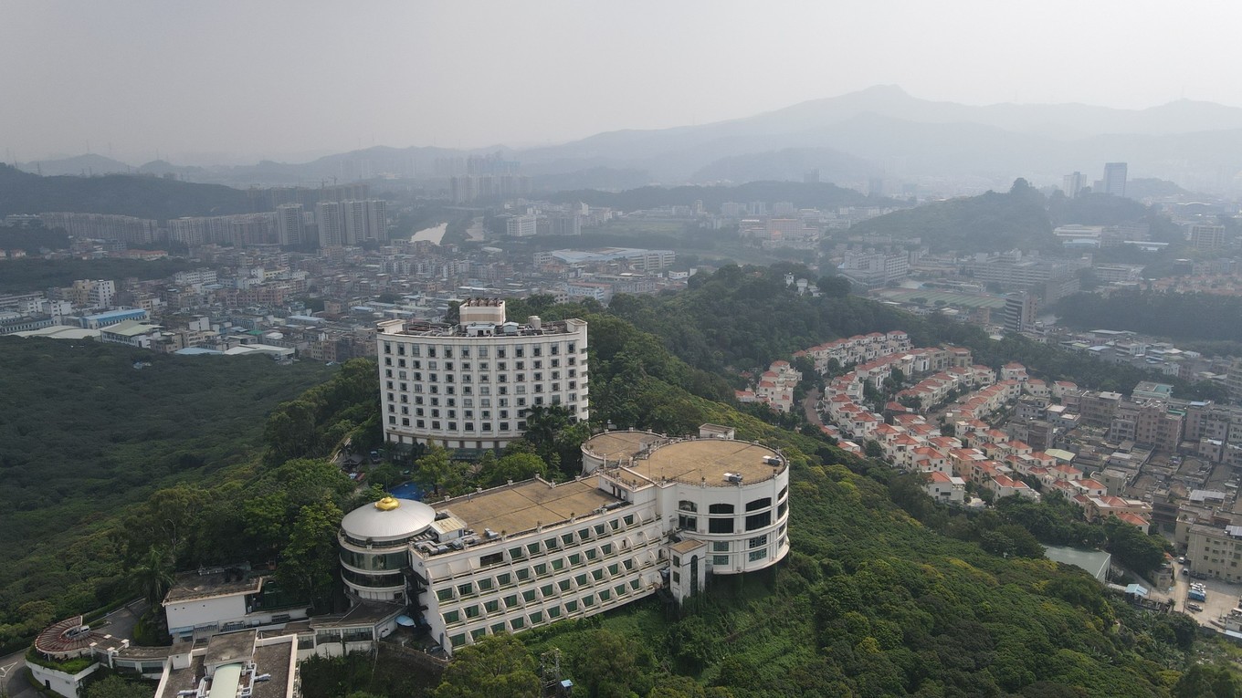 这里被称为广深后花园，每年夏天游人如织，有山有水的避暑胜地