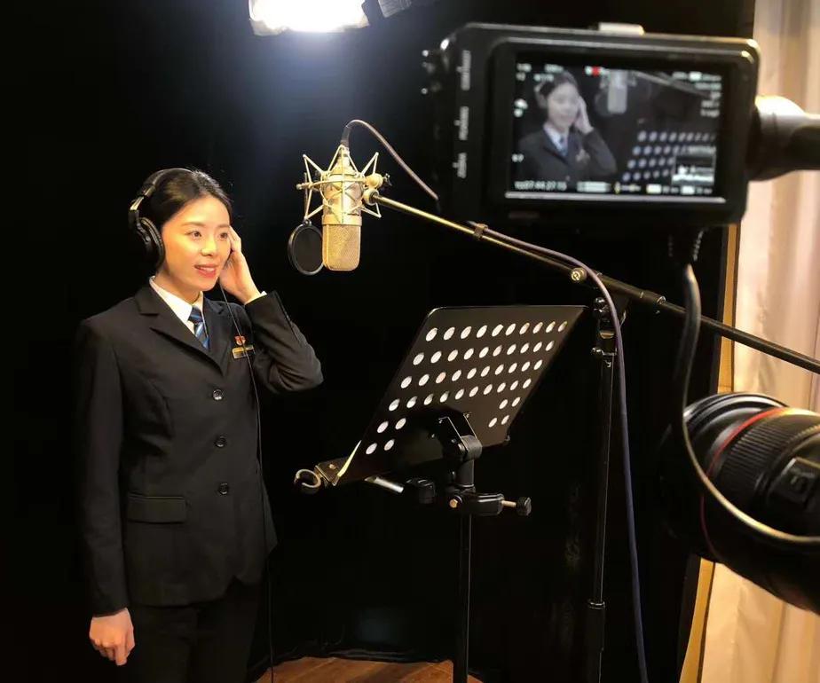 战疫情保春运铁路警察在行动,抗击疫情守护平安摄影征稿