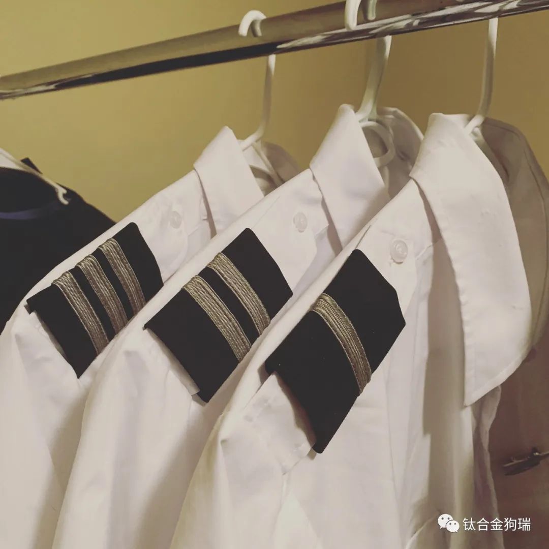 飞行学员收到的礼物,飞行学员礼物