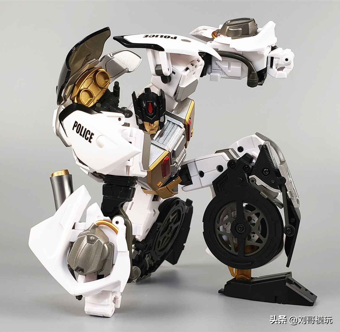 摩托车和变形金刚合体,变形金刚守护神车辙