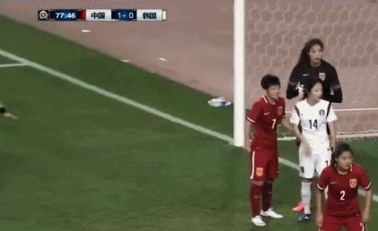 韩国足坛第一美女李玟娥错失单刀,韩国女足李玟娥与赵丽娜肢体冲突