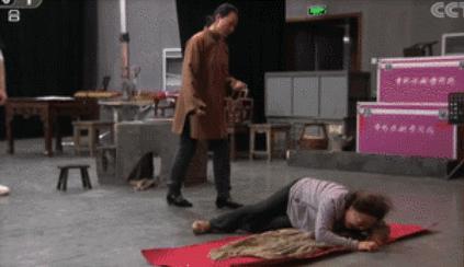 郭兰英哭了现场视频,郭兰英的三哭殿全场