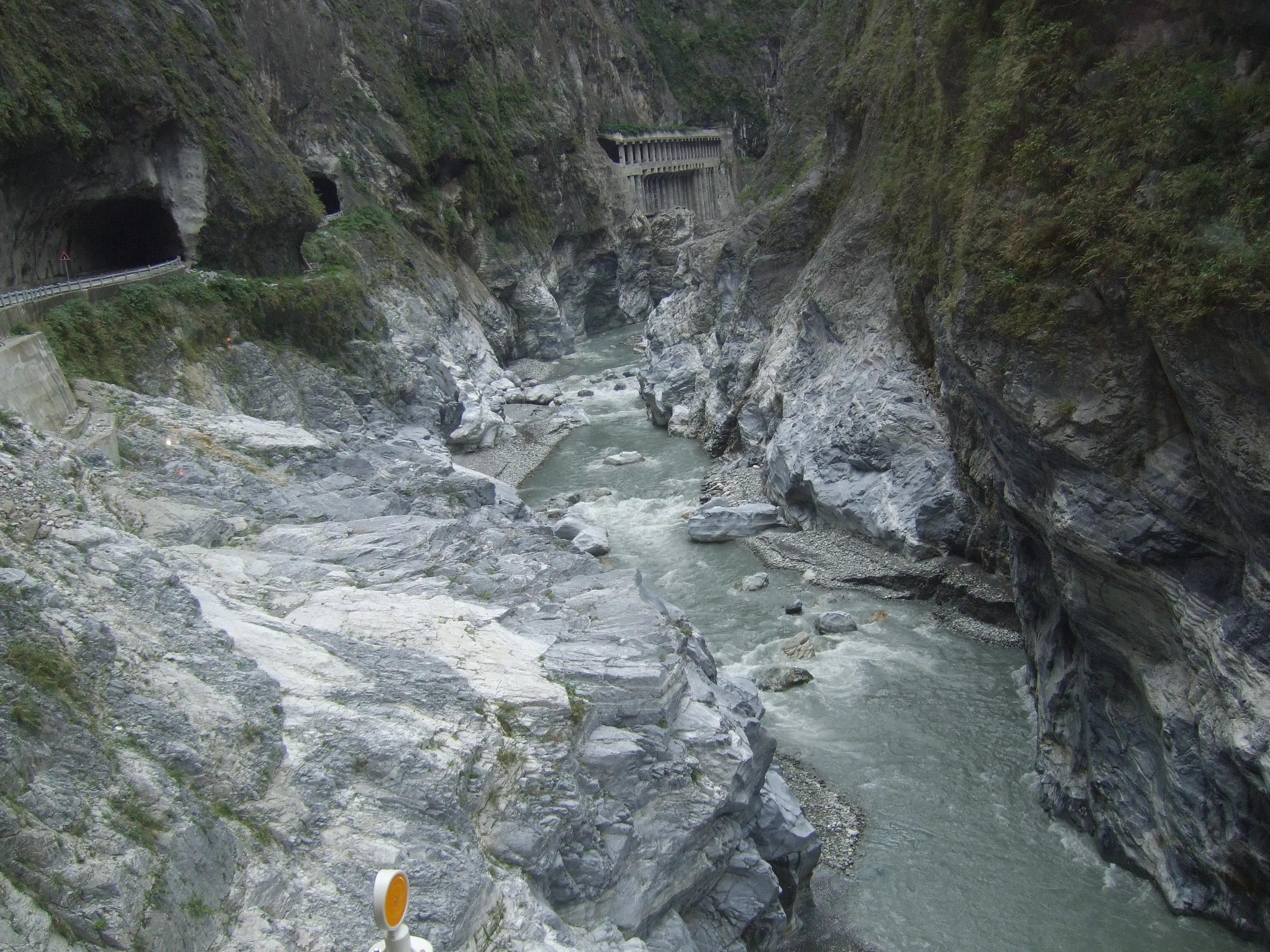 台湾太鲁阁公园,台湾太鲁阁峡谷风景区攻略