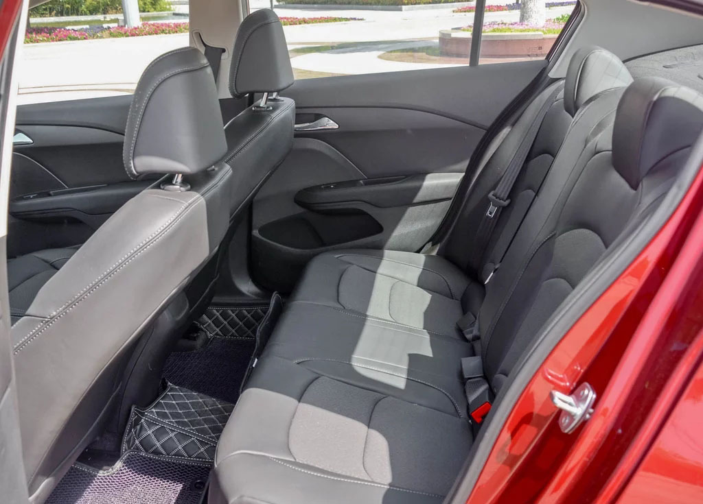 落地不到10万最有性价比车推荐,省油耐造价格便宜自动挡合资suv