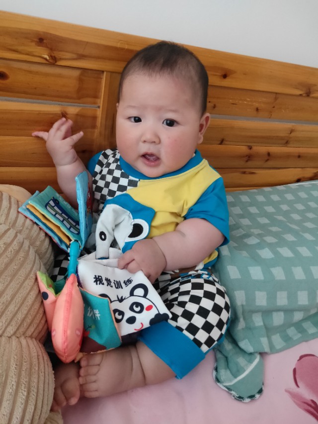 宝宝出牙晚上落地醒怎么缓解,七个月宝宝如何缓解出牙口欲期