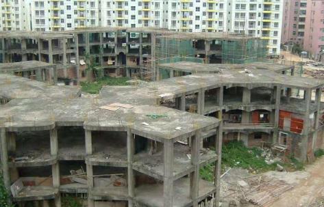 期房烂尾房贷归谁还,房子烂尾如何申请停房贷